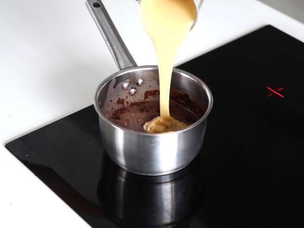 Brigadeiro de colher, най-популярният сладкиш в празничните дни! - Подготовка стъпка 2