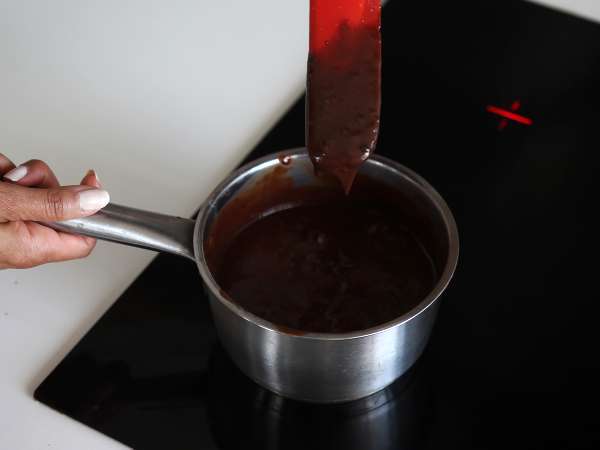 Brigadeiro de colher, най-популярният сладкиш в празничните дни! - Подготовка стъпка 3