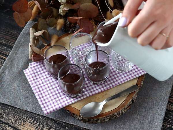 Brigadeiro de colher, най-популярният сладкиш в празничните дни! - Подготовка стъпка 4