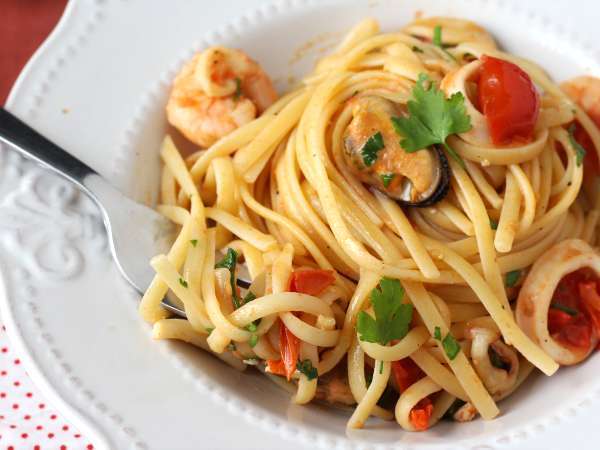 Паста със замразени морски дарове - вкусен и много бърз първи курс - Подготовка стъпка 7