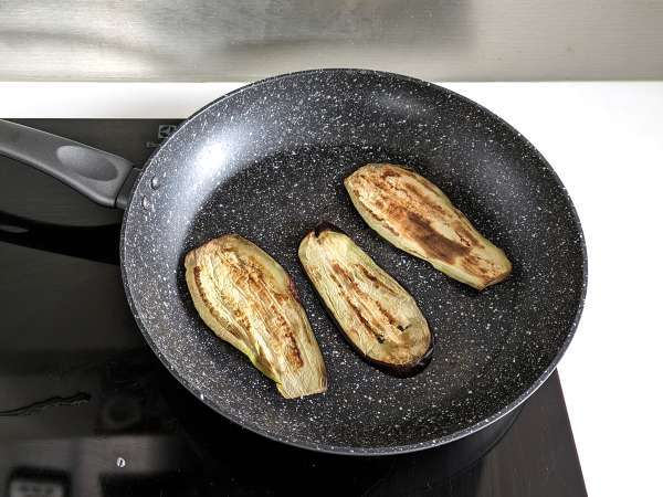 Патладжанени рула във въздушен фритюрник - Подготовка стъпка 2