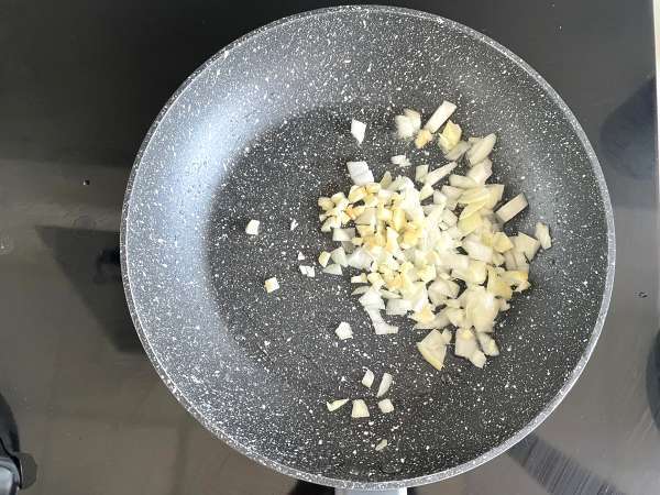 Ориз с червен боб и бекон: типично кубинско ястие - Подготовка стъпка 2