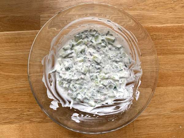 Салата от краставици и хрупкави картофи - Подготовка стъпка 5