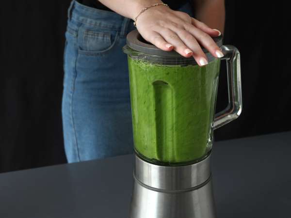 Зелен сок за детоксикация без екстрактор, за максимум витамини! - Подготовка стъпка 4