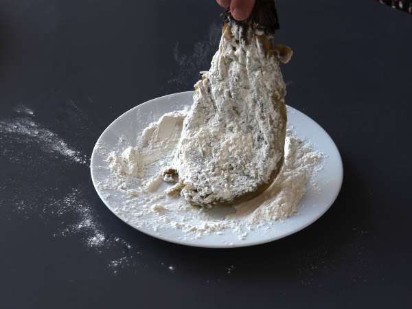 Паниран патладжан по милански, но вегетариански - Готвене във фритюрник - Подготовка стъпка 6