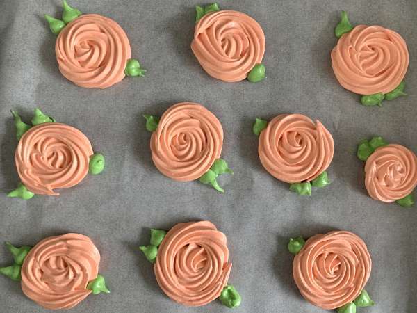 Меренгета във формата на сладки рози! - Подготовка стъпка 8