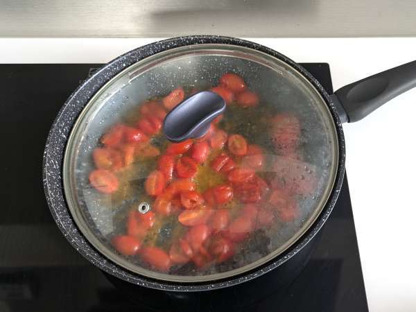 Кремообразна паста с бурата и чери домати - Подготовка стъпка 2