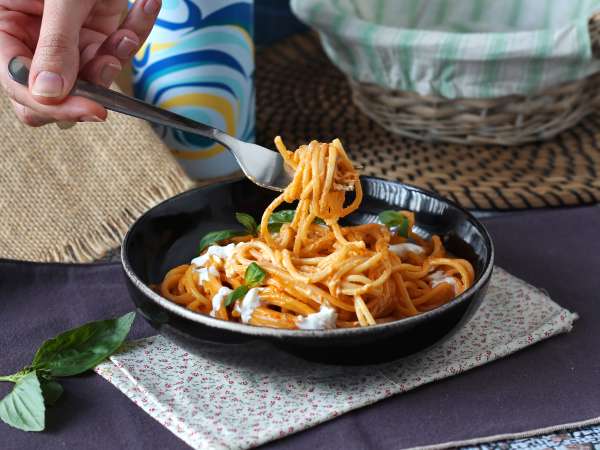 Кремообразна паста с бурата и чери домати - Подготовка стъпка 7