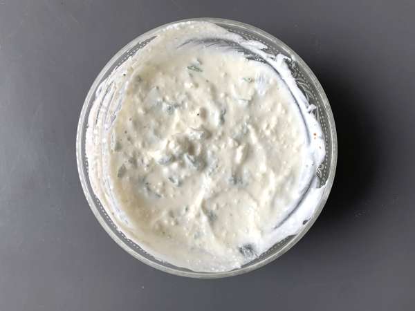 Супер свежо кисело мляко, фета, лимон и ментов сос! - Подготовка стъпка 1