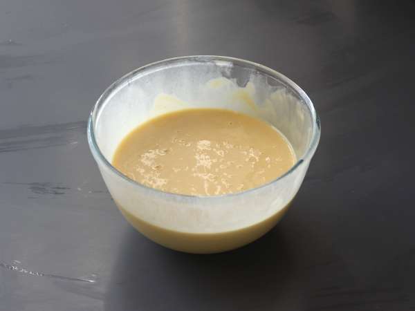 Торта с обърнати праскови, влажна, топяща се и карамелизирана - Подготовка стъпка 5