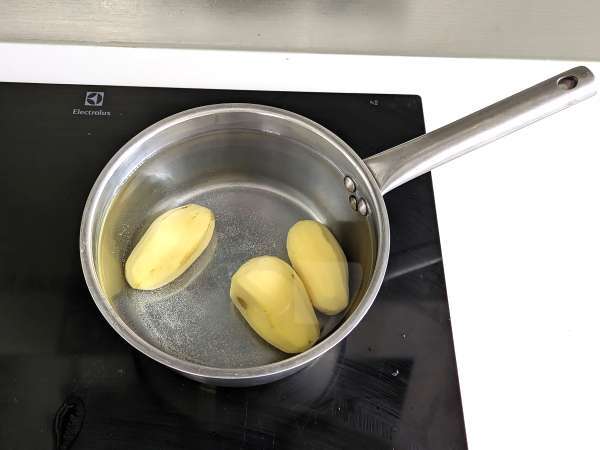 Бургер от тиквички и картофи във фритюрник - Подготовка стъпка 1