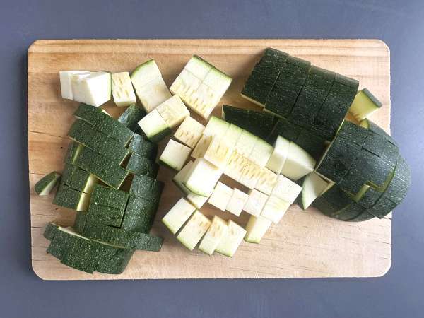 Как да готвя тиквички във фритюрника? - Подготовка стъпка 1