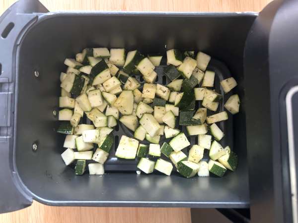 Как да готвя тиквички във фритюрника? - Подготовка стъпка 3