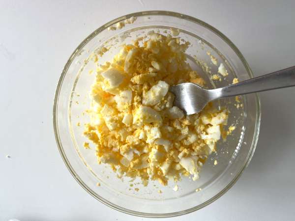 Тамаго сандо: известният японски сандвич с яйца, който можете да намерите в Конбини! - Подготовка стъпка 2