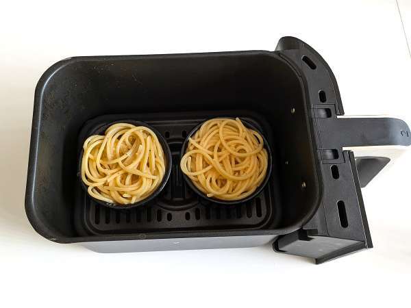 Макаронен омлет във фритюрник - Подготовка стъпка 6