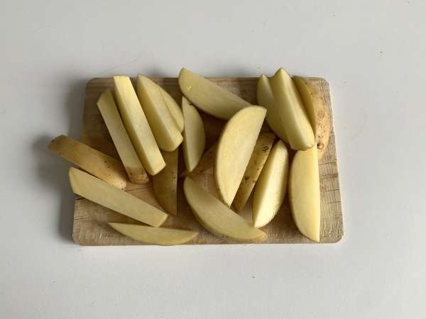 Как да направите хрупкави картофки във фритюрника? - Подготовка стъпка 2