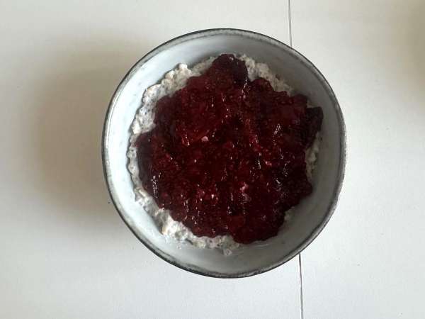 Овесени ядки за през нощта червени плодове и шоколад, здравословна и засищаща закуска! - Подготовка стъпка 5