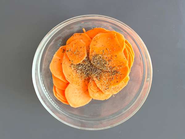 Чипс от сладки картофи за микровълнова печка - Подготовка стъпка 2