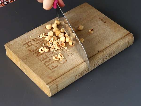 Вафли с плодове, шоколад и бита сметана - Подготовка стъпка 1