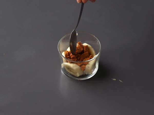 Чаши в стил Банофи, за любителите на банани и карамел - Подготовка стъпка 4