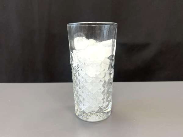 Мартини Шприц без алкохол - сладък коктейл с цветя за аперитив - Подготовка стъпка 1