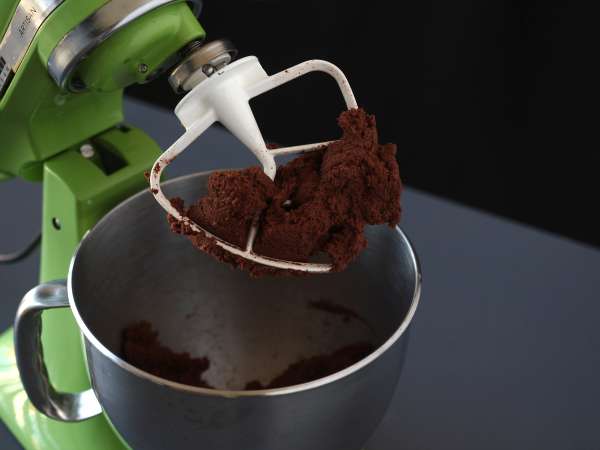 Десерт с шоколад и кокос, който е едновременно топящ се и хрупкав! - Подготовка стъпка 8