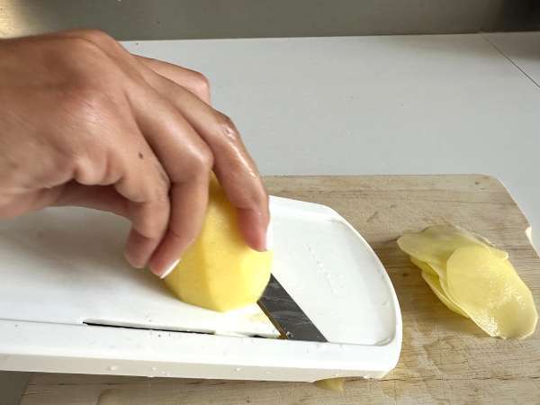 Картофен чипс, приготвен в микровълнова фурна - Подготовка стъпка 2