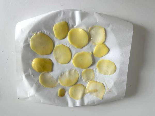 Картофен чипс, приготвен в микровълнова фурна - Подготовка стъпка 6