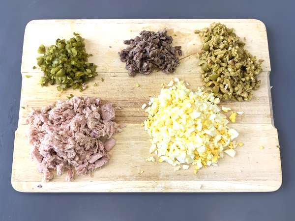 Лесна студена картофена торта без печене с риба тон и майонеза - Подготовка стъпка 4