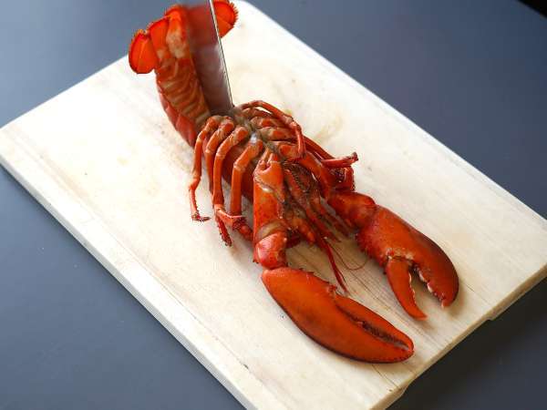 Печен омар с магданоз и лимон: простота и изтънченост на масата. - Подготовка стъпка 2