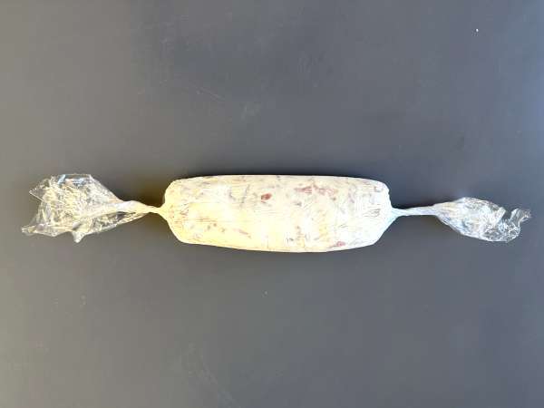 Салам от крема сирене с кайсии и бадеми: идеалното предястие за парти! - Подготовка стъпка 3