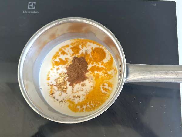 Златно мляко: напитката за здраве и благополучие! - Подготовка стъпка 3