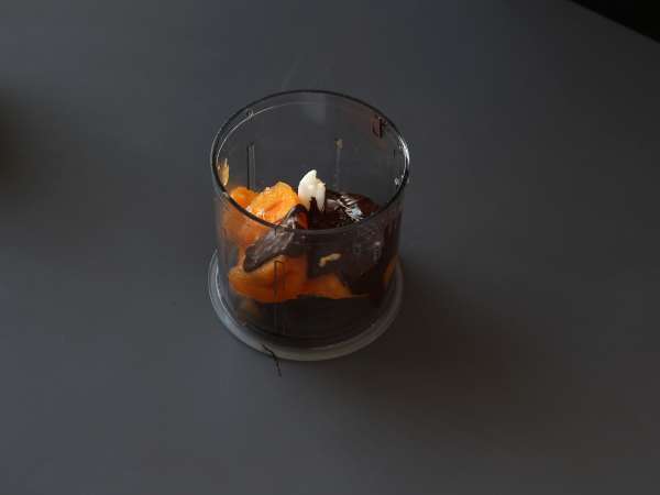 Шоколадов десерт само с 2 съставки! - Подготовка стъпка 3