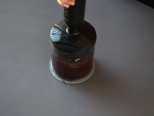 Шоколадов десерт само с 2 съставки! - Подготовка стъпка 4