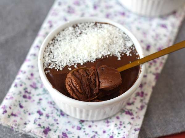 Шоколадов десерт само с 2 съставки! - Подготовка стъпка 6