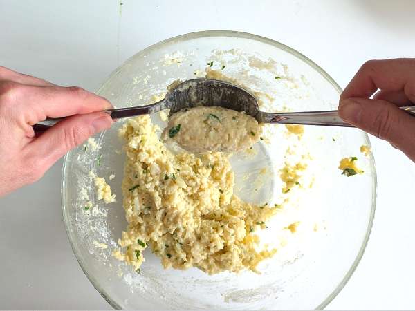 Кюфтета от карфиол във фритюрник: икономичната и вегетарианска рецепта - Подготовка стъпка 6