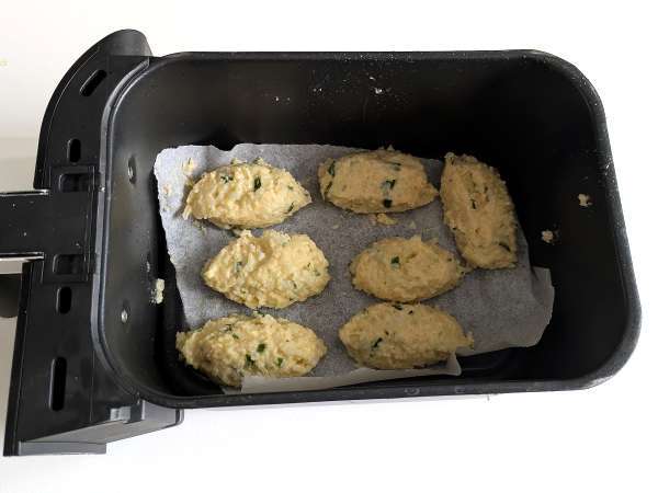 Кюфтета от карфиол във фритюрник: икономичната и вегетарианска рецепта - Подготовка стъпка 7