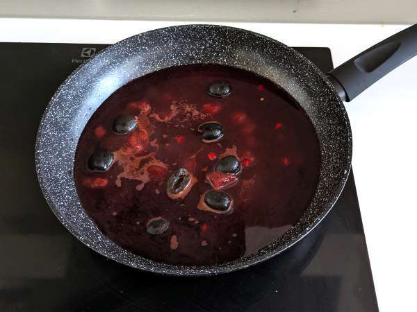 Spaghetti al fuoco di Bacco: паста с червено вино, която носи нещо специално на масата - Подготовка стъпка 1