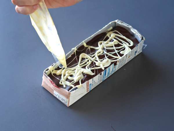 Шоколадово блокче в стил Franui с малини, бял и черен шоколад! - Подготовка стъпка 4