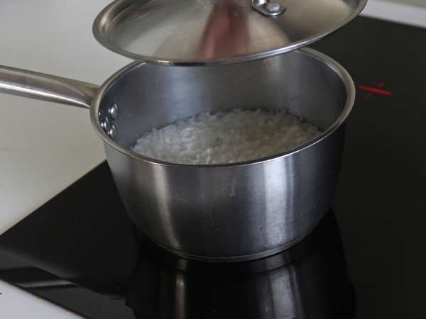 Лепкав ориз с манго - супер успокояващ тайландски десерт - Подготовка стъпка 2