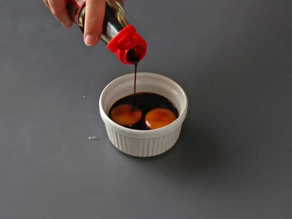 Яйчни жълтъци, консервирани в соев сос - Подготовка стъпка 2