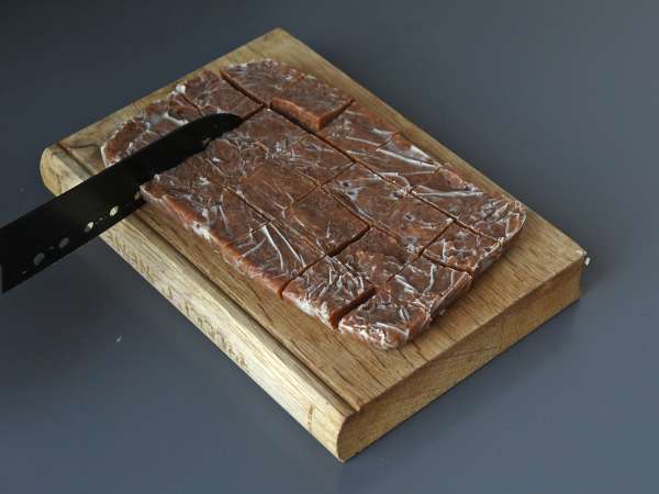 Фъдж с фурми, малко квадратче, пълно с енергия и вкус! - Подготовка стъпка 5