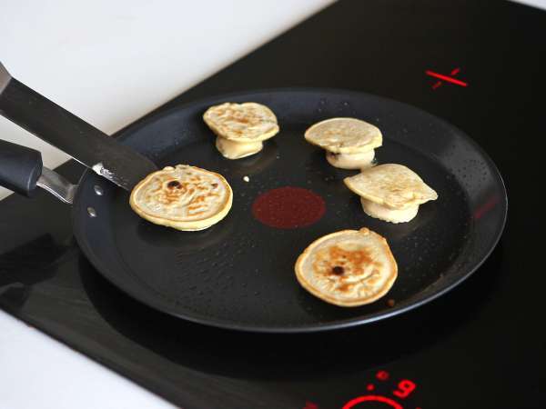 Бананови палачинки без добавен захар, идеални за закуска! - Подготовка стъпка 8