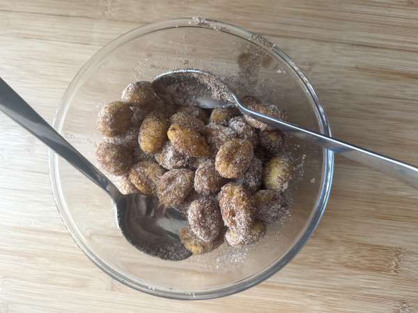 Ньоки с фритюрник: рецепта за десерт с канела, която трябва да опитате! - Подготовка стъпка 4