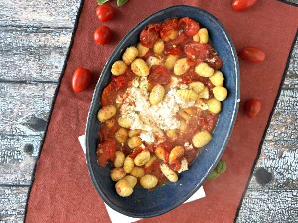 Печени ньоки с фета с Airfryer - супер бързо ястие с чери домати и фета! - Подготовка стъпка 5