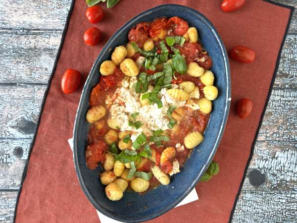 Печени ньоки с фета с Airfryer - супер бързо ястие с чери домати и фета! - Подготовка стъпка 6