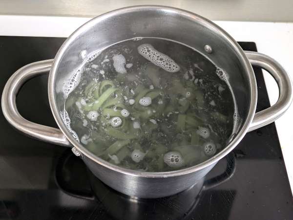 Паста от спирулина със скариди и лимон: богато на хранителни вещества първо ястие с уникален вкус - Подготовка стъпка 5