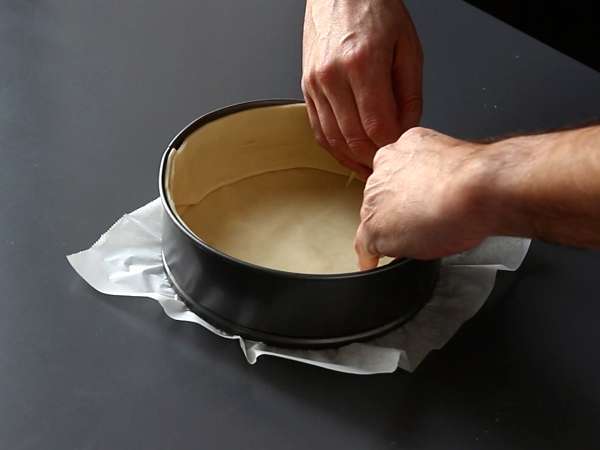 Изключително кремообразен флан от тесто: лесната рецепта без излишни усилия - Подготовка стъпка 3