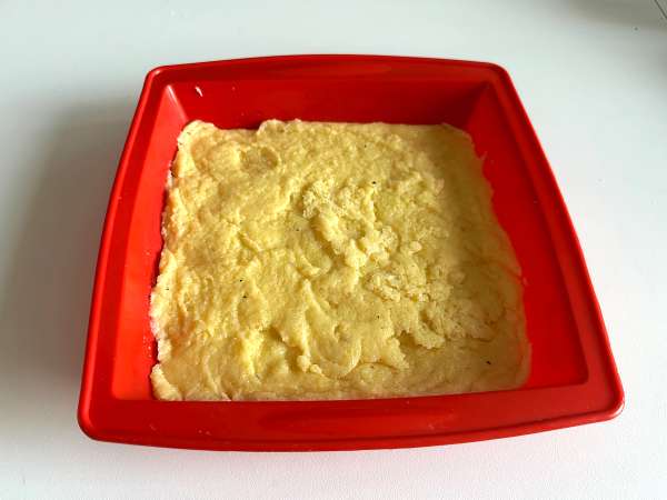 Полента, пържена във фритюрника: хрупкава, здравословна и без глутен - Подготовка стъпка 4