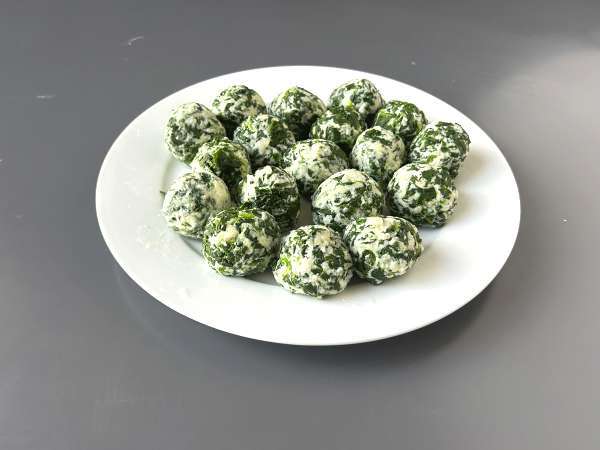 Малфати със спанак и рикота - лесната рецепта за домашно приготвена паста без месене - Подготовка стъпка 6